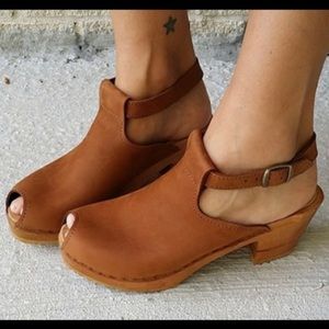 Sven Halter Peep Toe Cedar Clogs